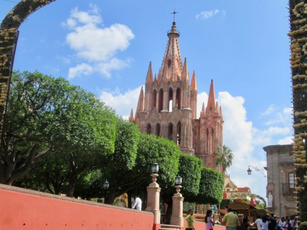 La Parroquia de San Miguel Archangel church from 1680